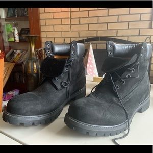 Black Timberland Boots US size 11 M, cleaning kit included